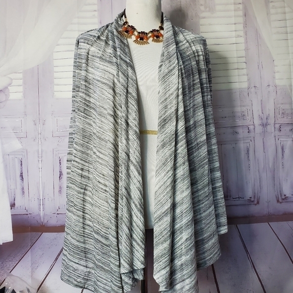 Renee C. Size S gray womens cardigan sweater top - Picture 8 of 14